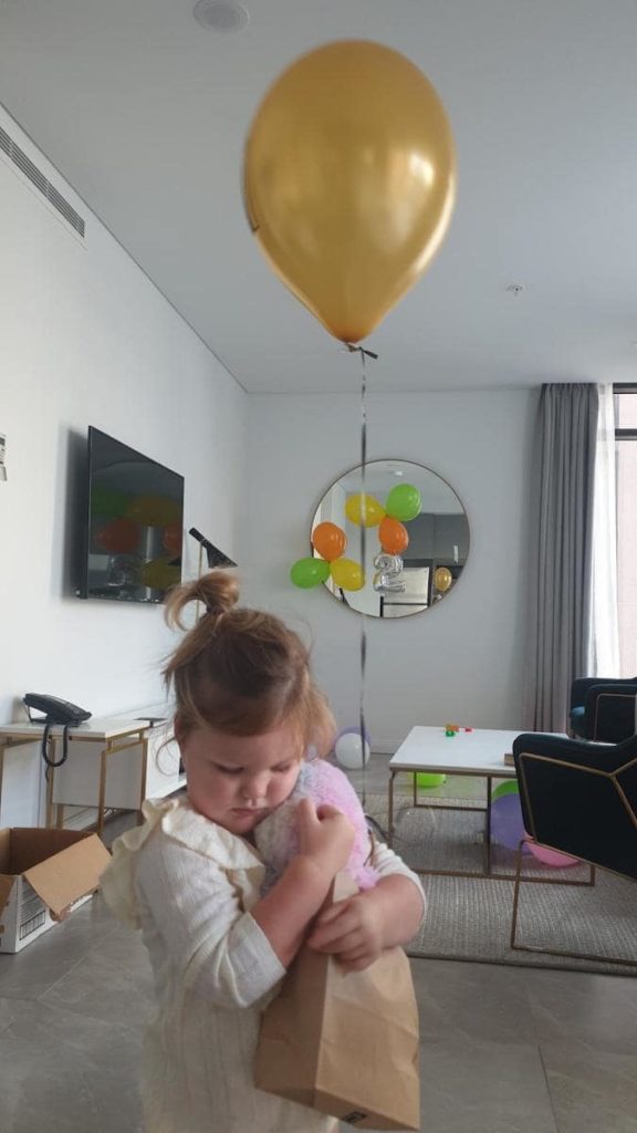 Compassionate-Travel-Stranded-Aussies-with-kids